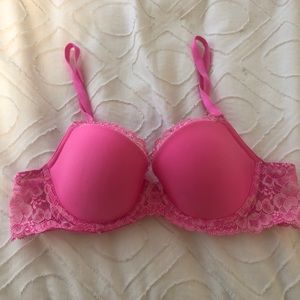 Victoria’s Secret Dream Angels lined demi 34B